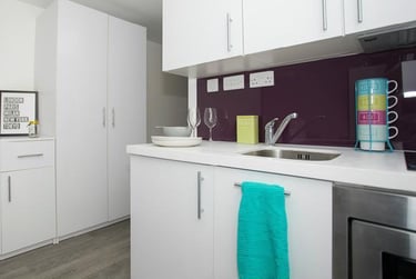 1 bed studio, Popes Lane, West Ealing, London, W54NG - Image 4